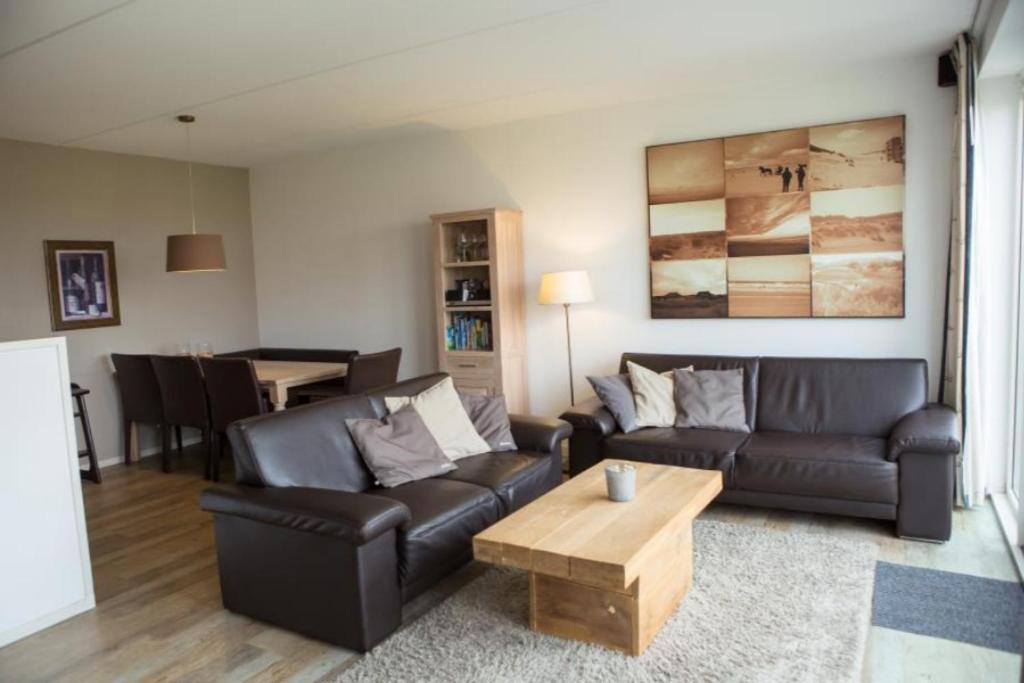 Weidevilla Xxl Холлум Экстерьер фото