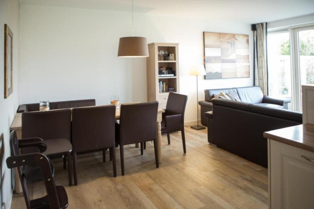 Weidevilla Xxl Холлум Экстерьер фото