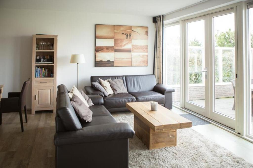 Weidevilla Xxl Холлум Экстерьер фото